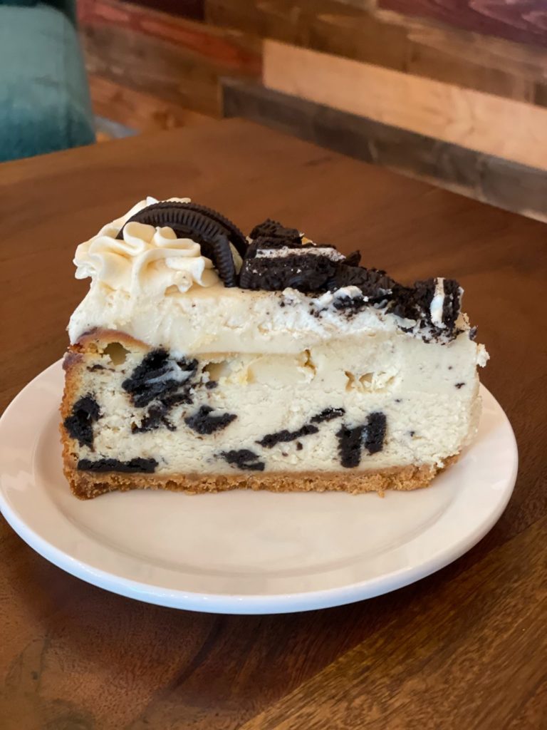 Cheesecake_-_Oreo_Cookies_and_Cream